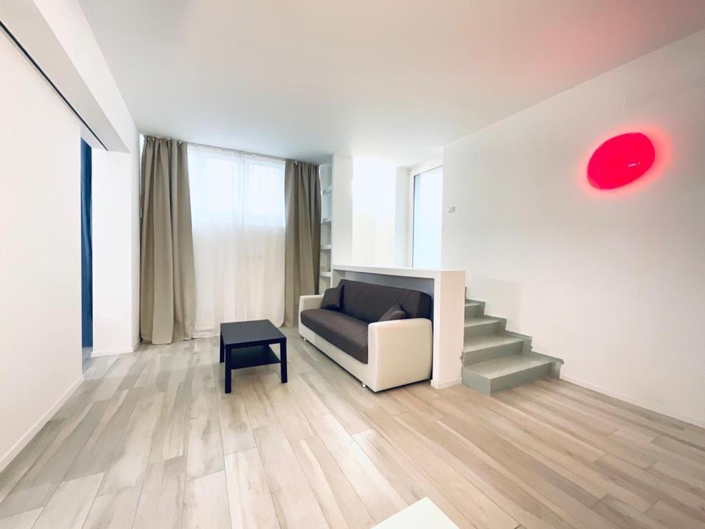 Milan New Apartments In Central Экстерьер фото